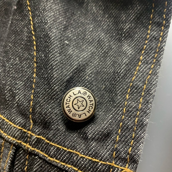 Watch L.A. /
Sleeveless Denim Vest - Picture 4 of 6